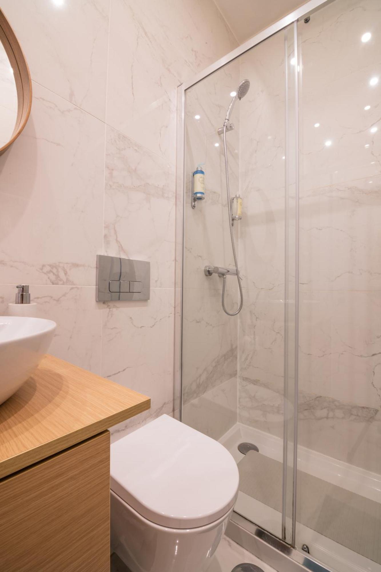 North Side Apartment Porto Luaran gambar