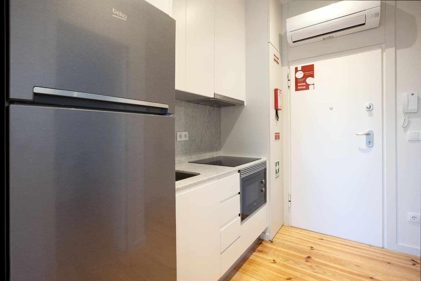 North Side Apartment Porto Luaran gambar